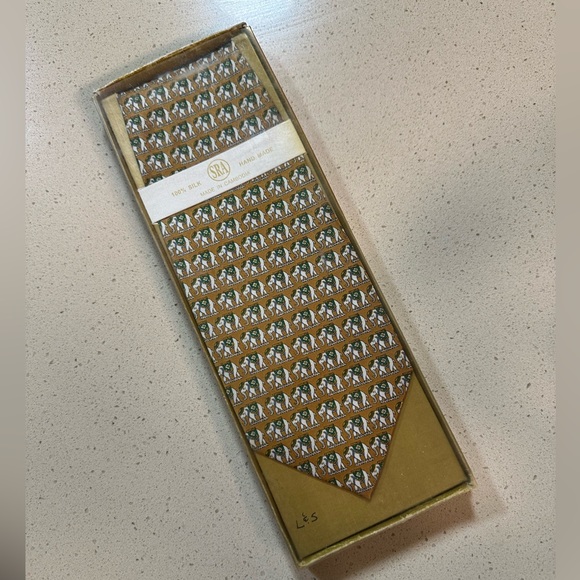 SRA Cambodian Silk Hand made Elephant Tie - Picture 1 of 5